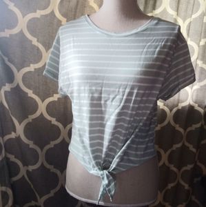 SHEIN Tie Front Crop Top [NWOT]